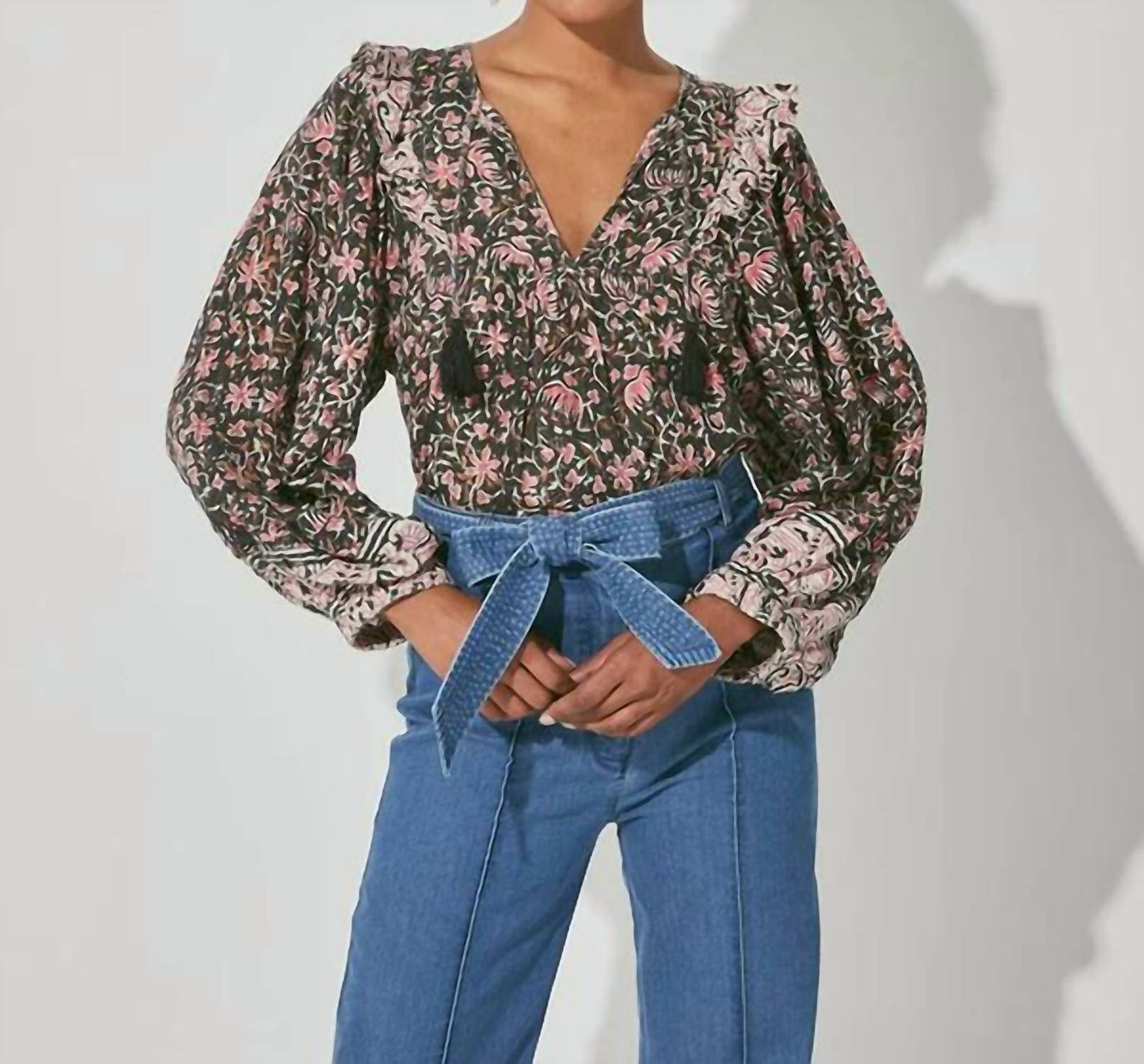 Brynlee Blouse In Fan Print