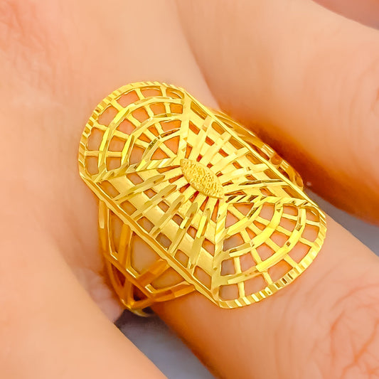 Impressive Exquisite 22k Gold Ring