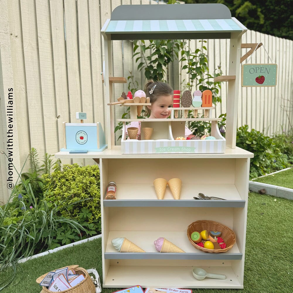 Wooden Play Shop & Café